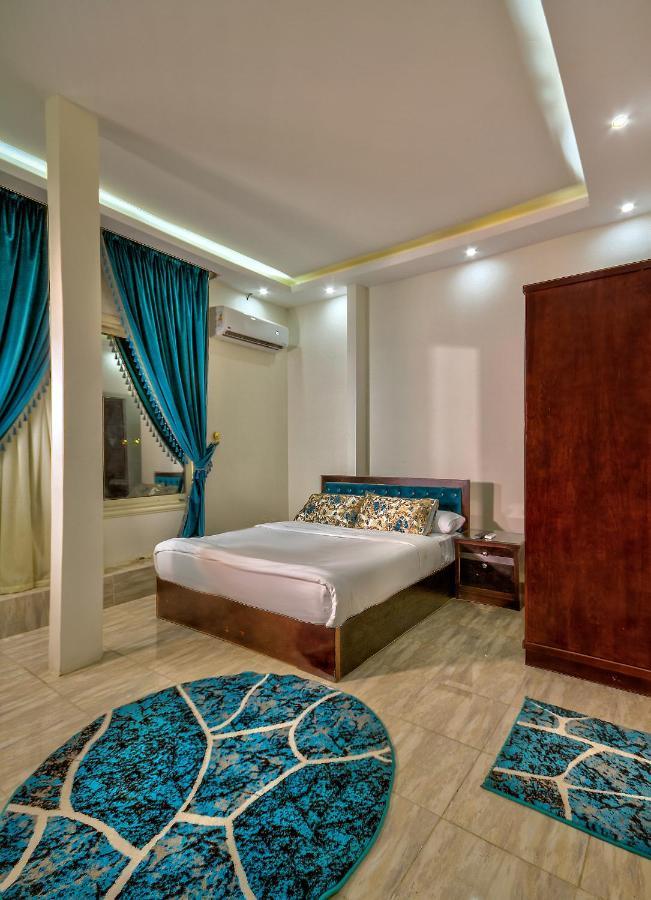 Hotel Tut Pyramids View Kafret el-Gabal Exterior foto