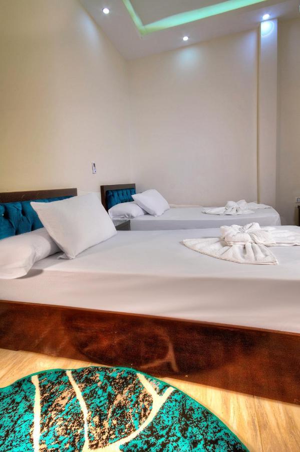Hotel Tut Pyramids View Kafret el-Gabal Exterior foto